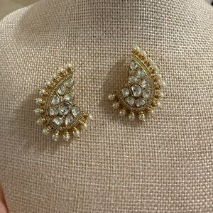 Elegant‎ Gold and Silver Paisley Earrings